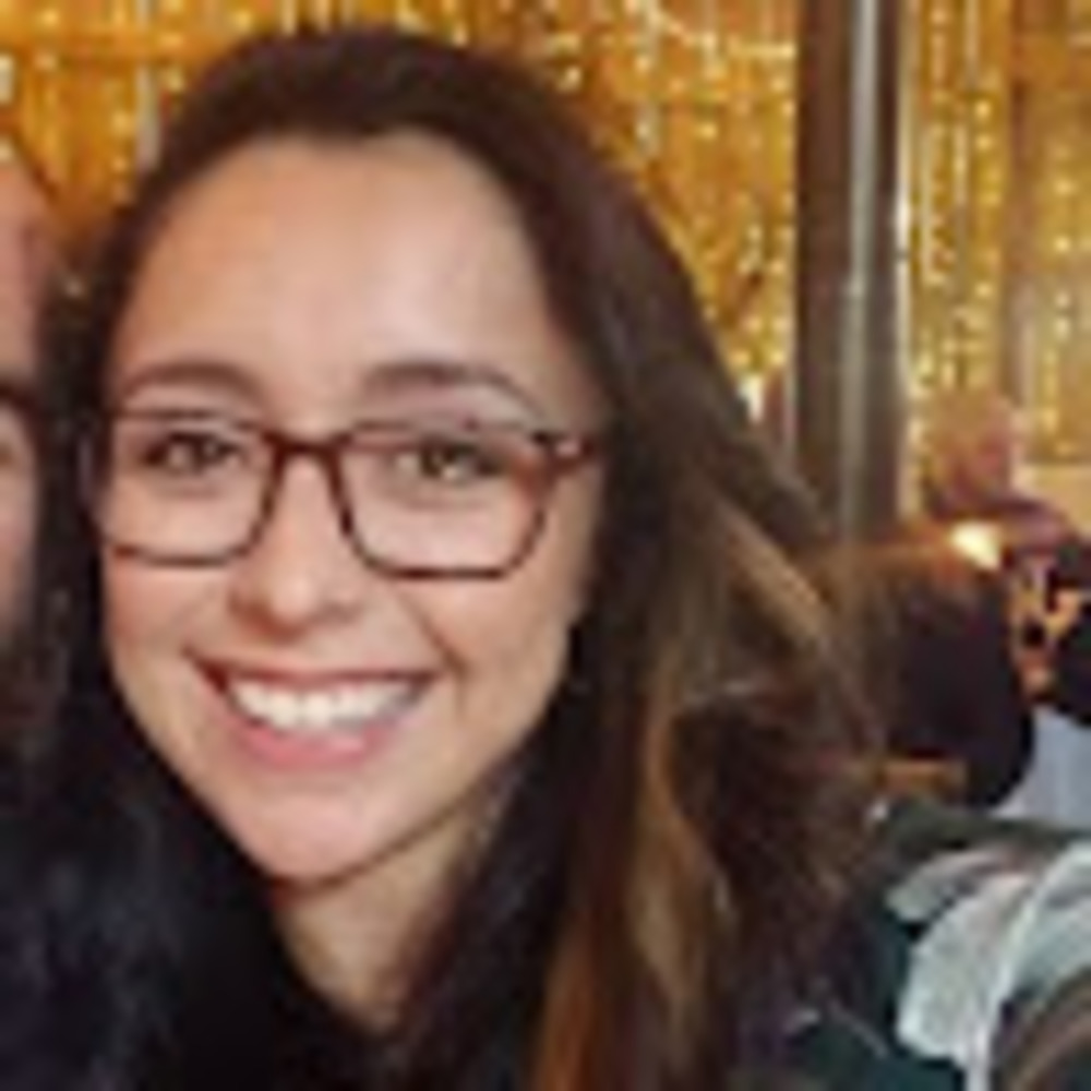 Meet your Posher, Stephanie